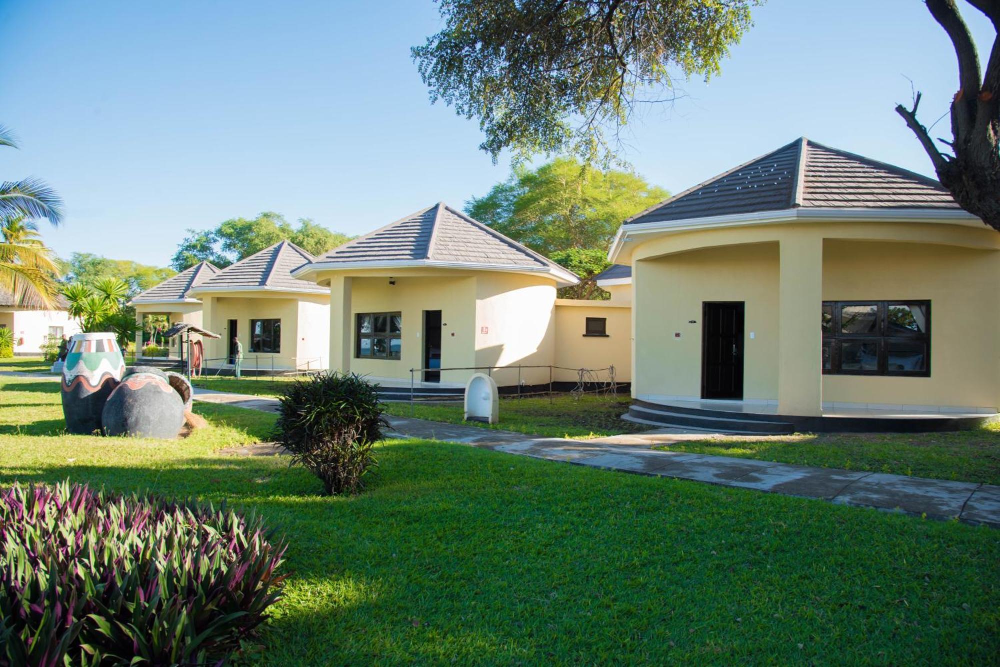 Sunbird Nkopola Hotel Chipoka ภายนอก รูปภาพ